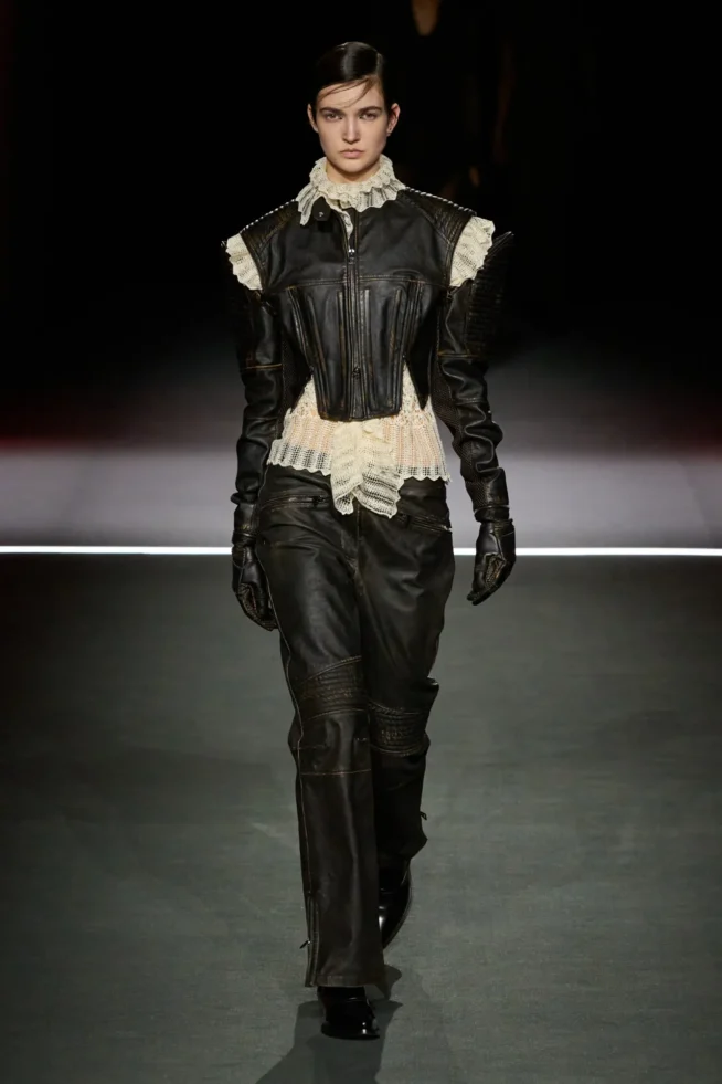 00039-christian-dior-fall-2025-ready-to-wear-credit-gorunway