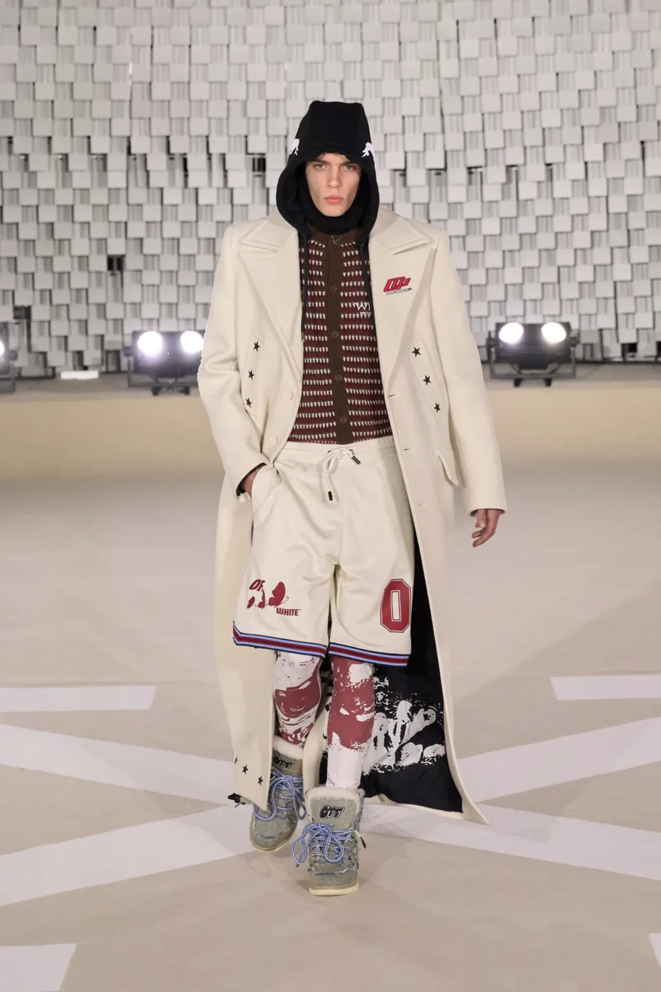 00039-off-white-fall-2025-ready-to-wear-credit-gorunway