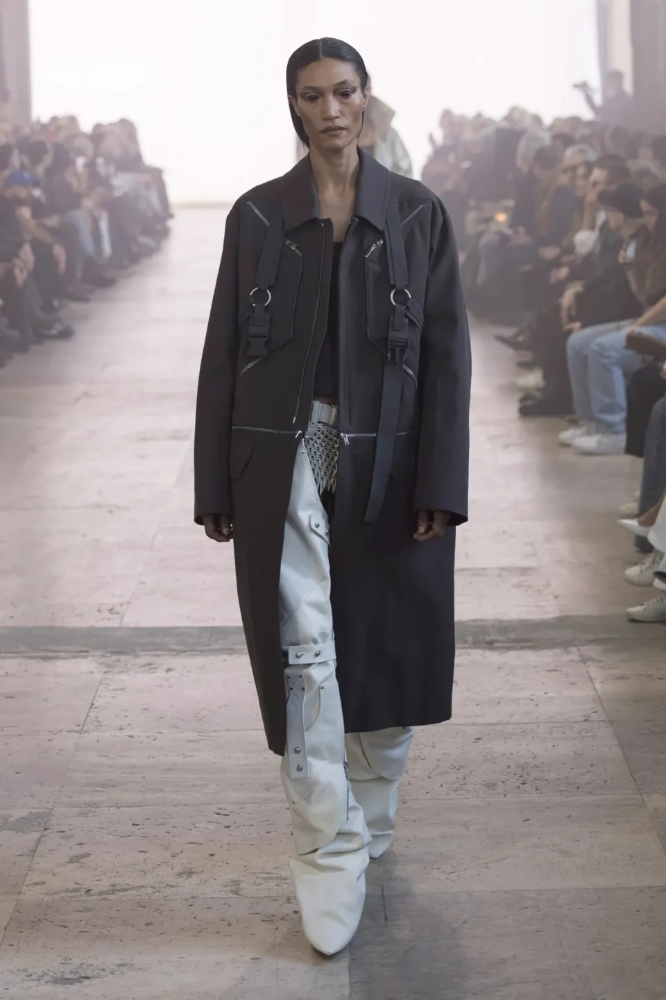 00039-rick-owens-fall-2025-ready-to-wear-credit-brand
