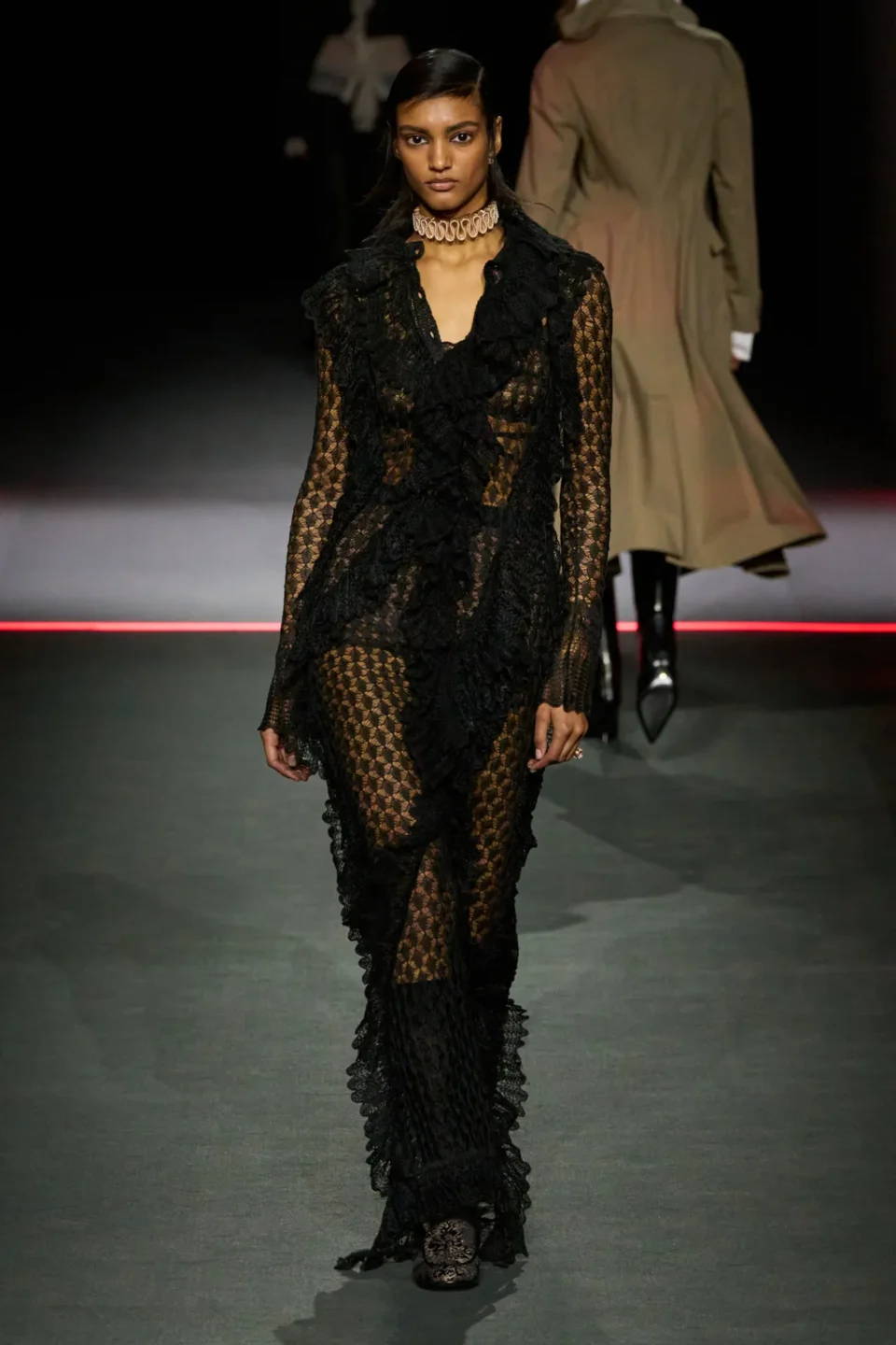 00040-christian-dior-fall-2025-ready-to-wear-credit-gorunway