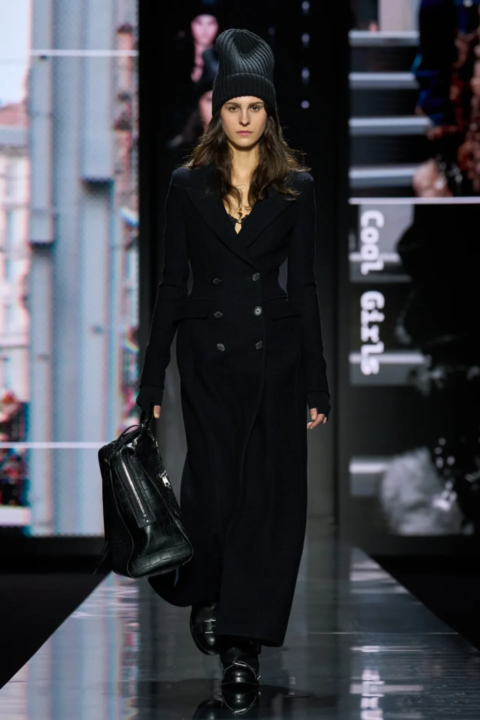 00041-dolce-and-gabbana-fall-2025-ready-to-wear-credit-gorunway