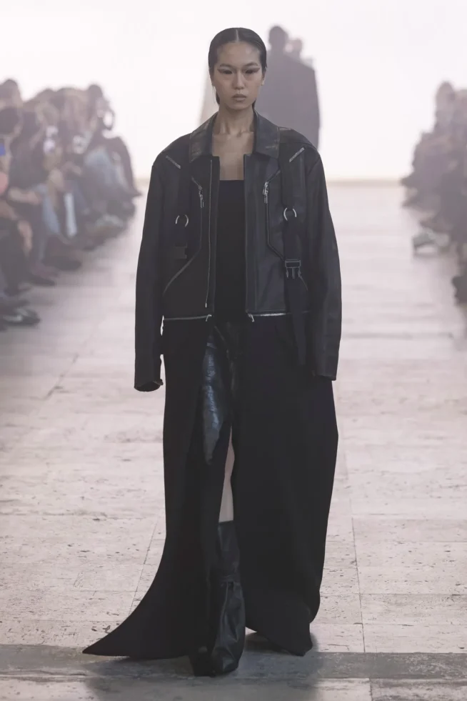 00041-rick-owens-fall-2025-ready-to-wear-credit-brand