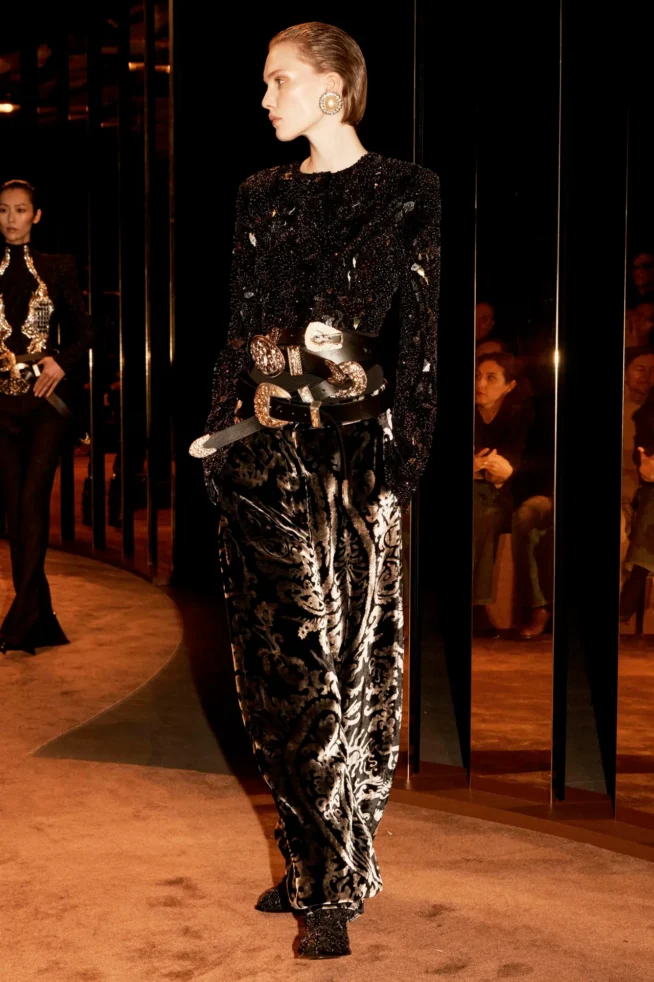 00041-schiaparelli-fall-2025-ready-to-wear-courtesy-of-schiaparelli