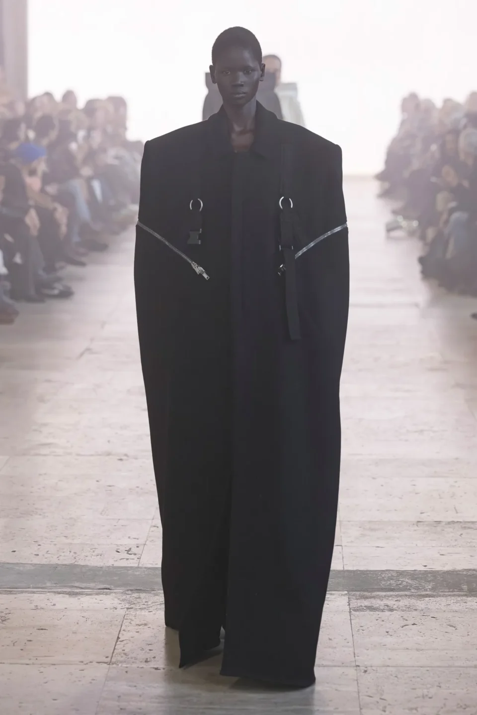 00042-rick-owens-fall-2025-ready-to-wear-credit-brand