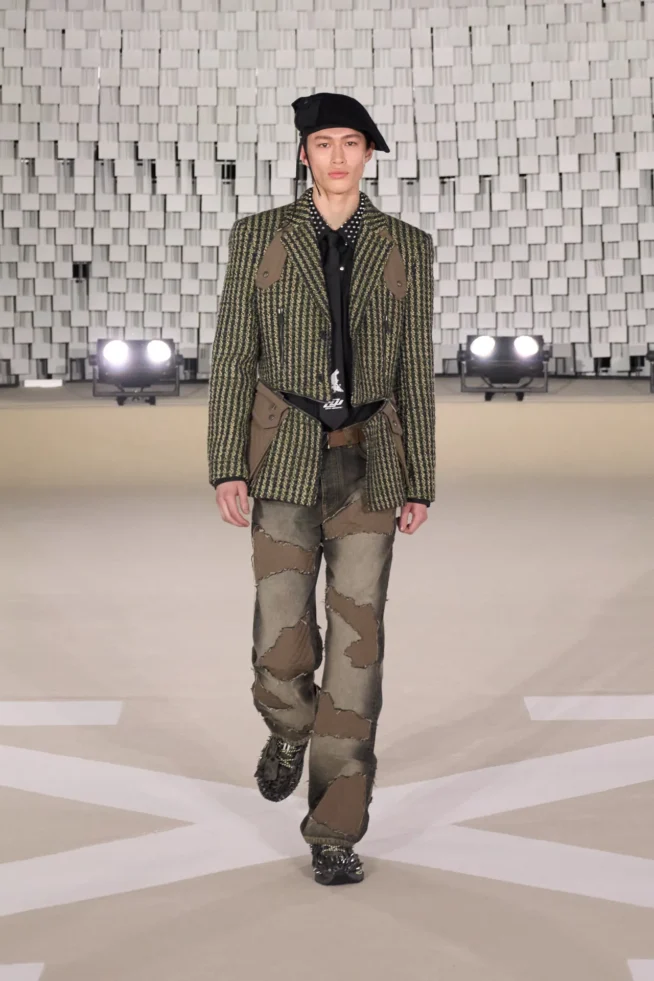 00043-off-white-fall-2025-ready-to-wear-credit-gorunway