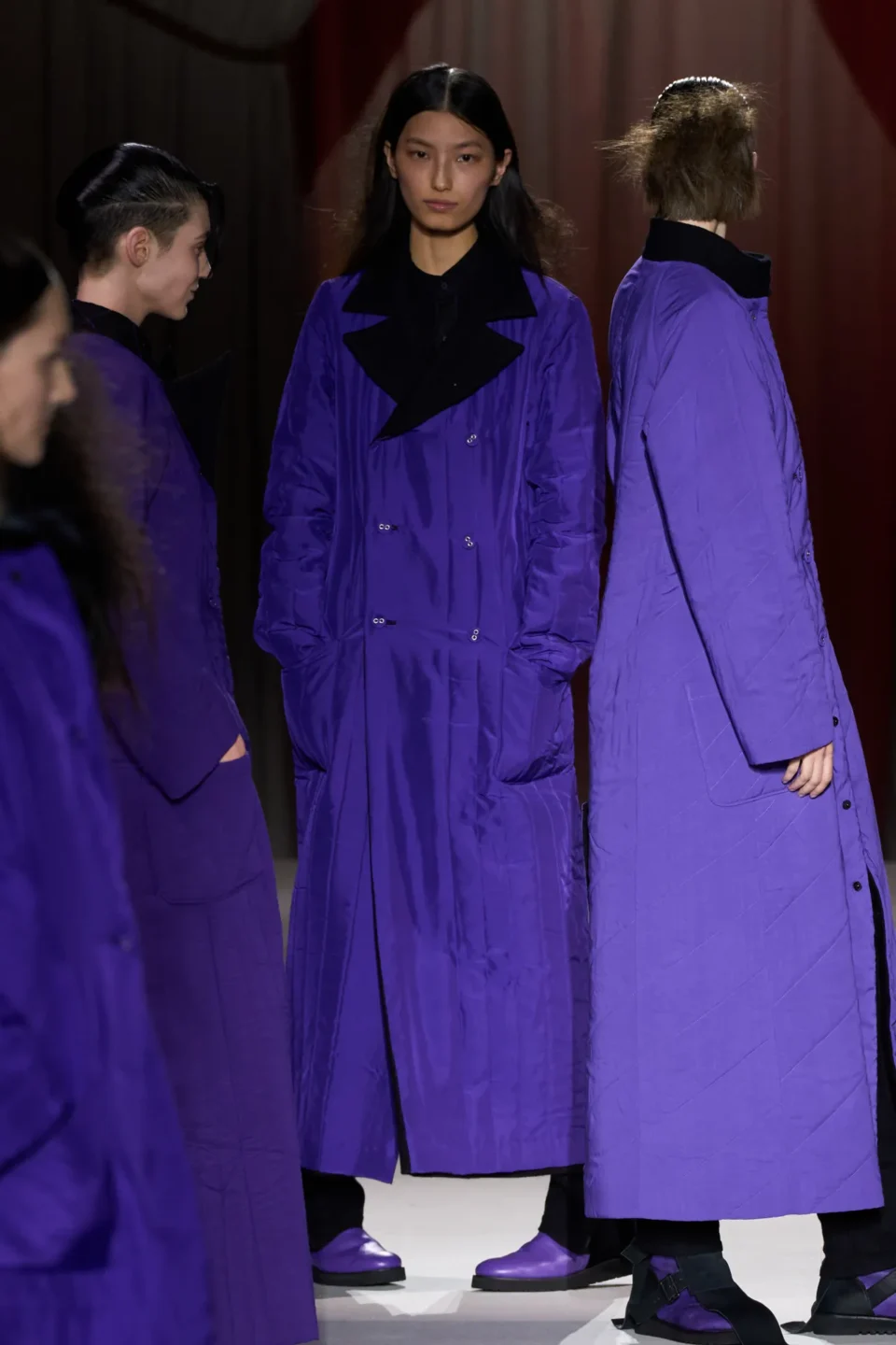 00043-yohji-yamamoto-fall-2025-ready-to-wear-credit-gorunway