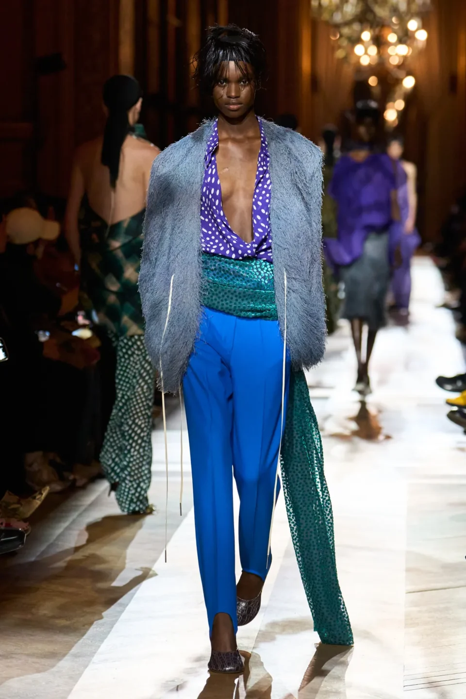 00045-dries-van-noten-fall-2025-ready-to-wear-credit-gorunway