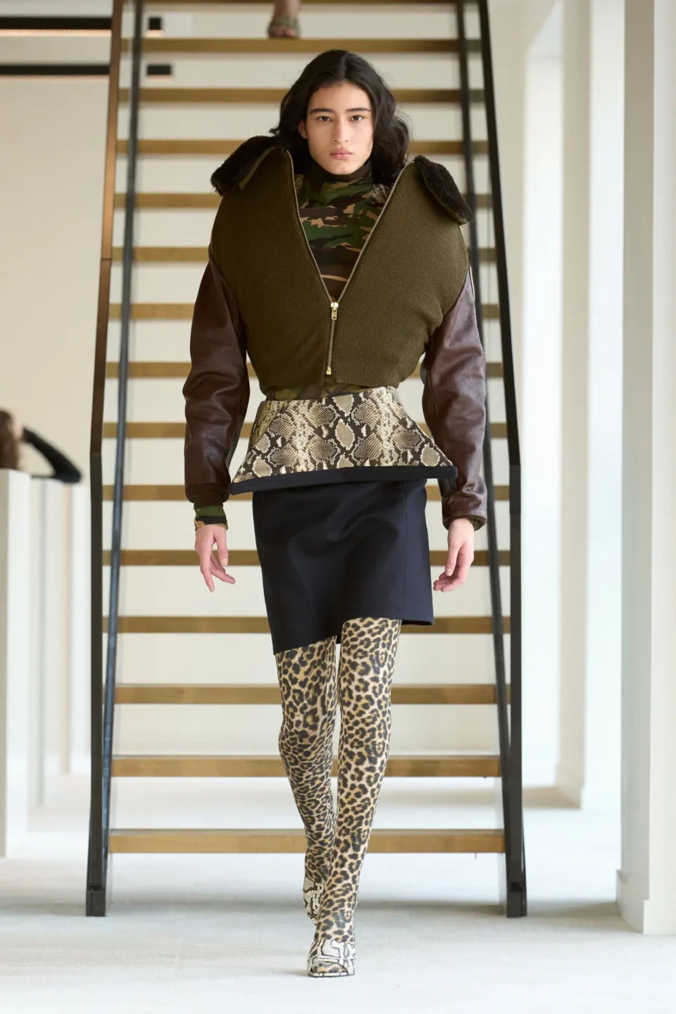 00045-duran-lantink-fall-2025-ready-to-wear-credit-gorunway
