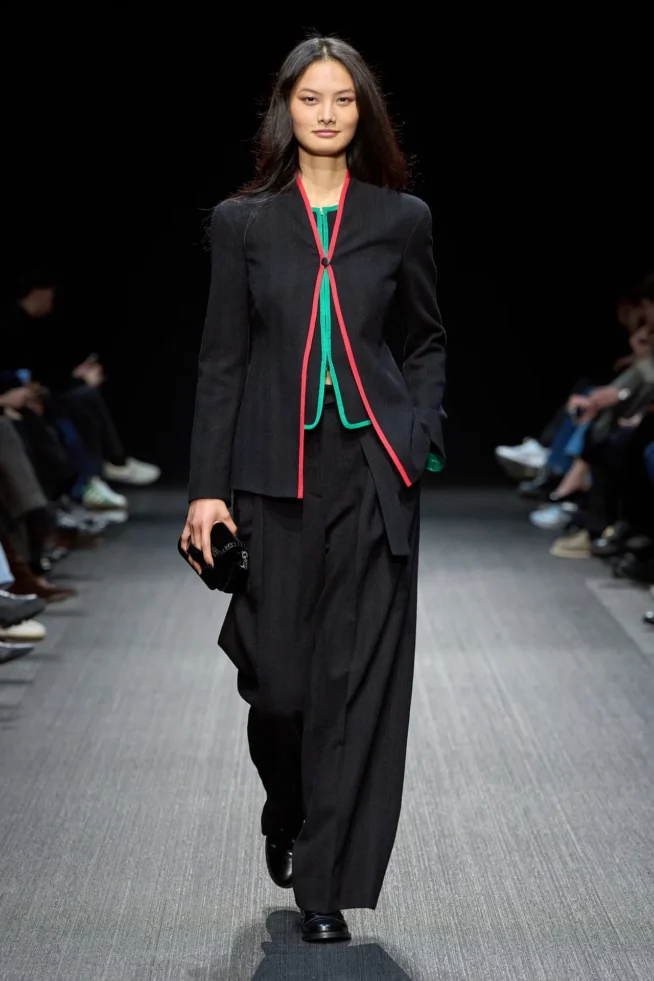 00045-emporio-armani-fall-2025-ready-to-wear-credit-gorunway