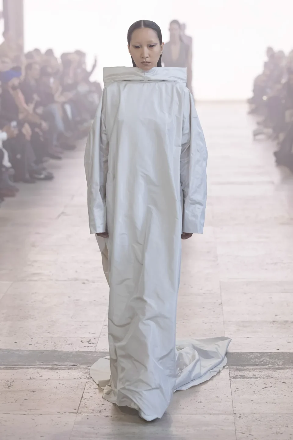 00046-rick-owens-fall-2025-ready-to-wear-credit-brand