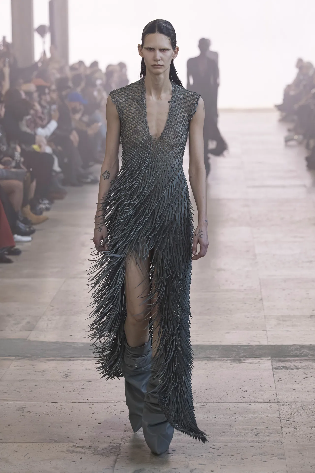 00047-rick-owens-fall-2025-ready-to-wear-credit-brand