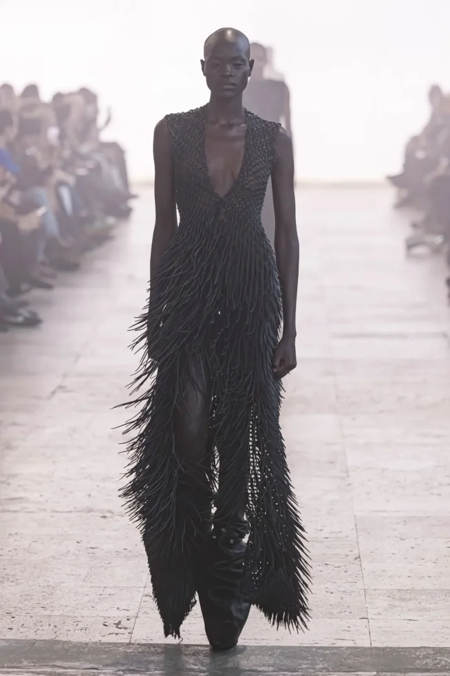 00048-rick-owens-fall-2025-ready-to-wear-credit-brand