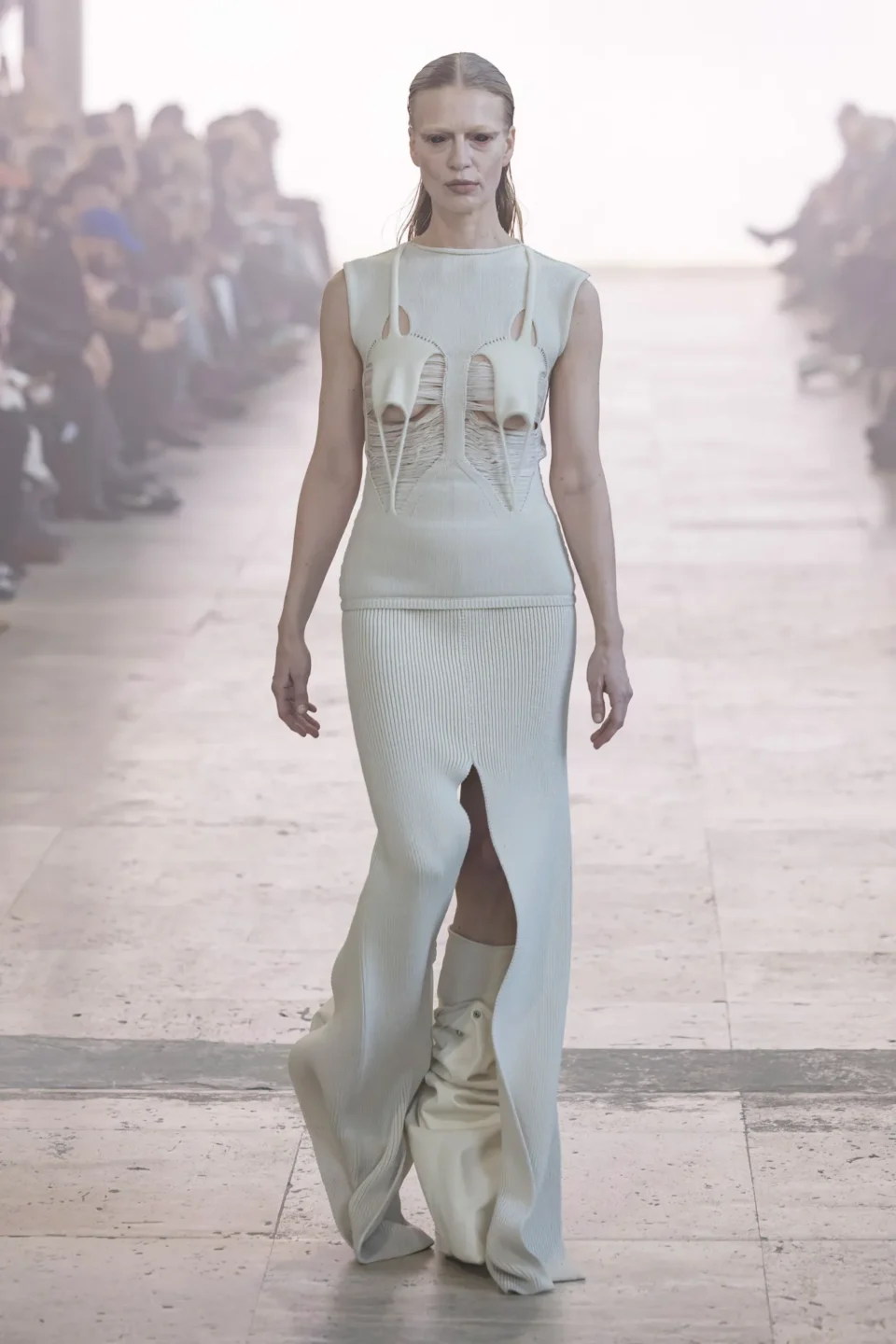 00050-rick-owens-fall-2025-ready-to-wear-credit-brand