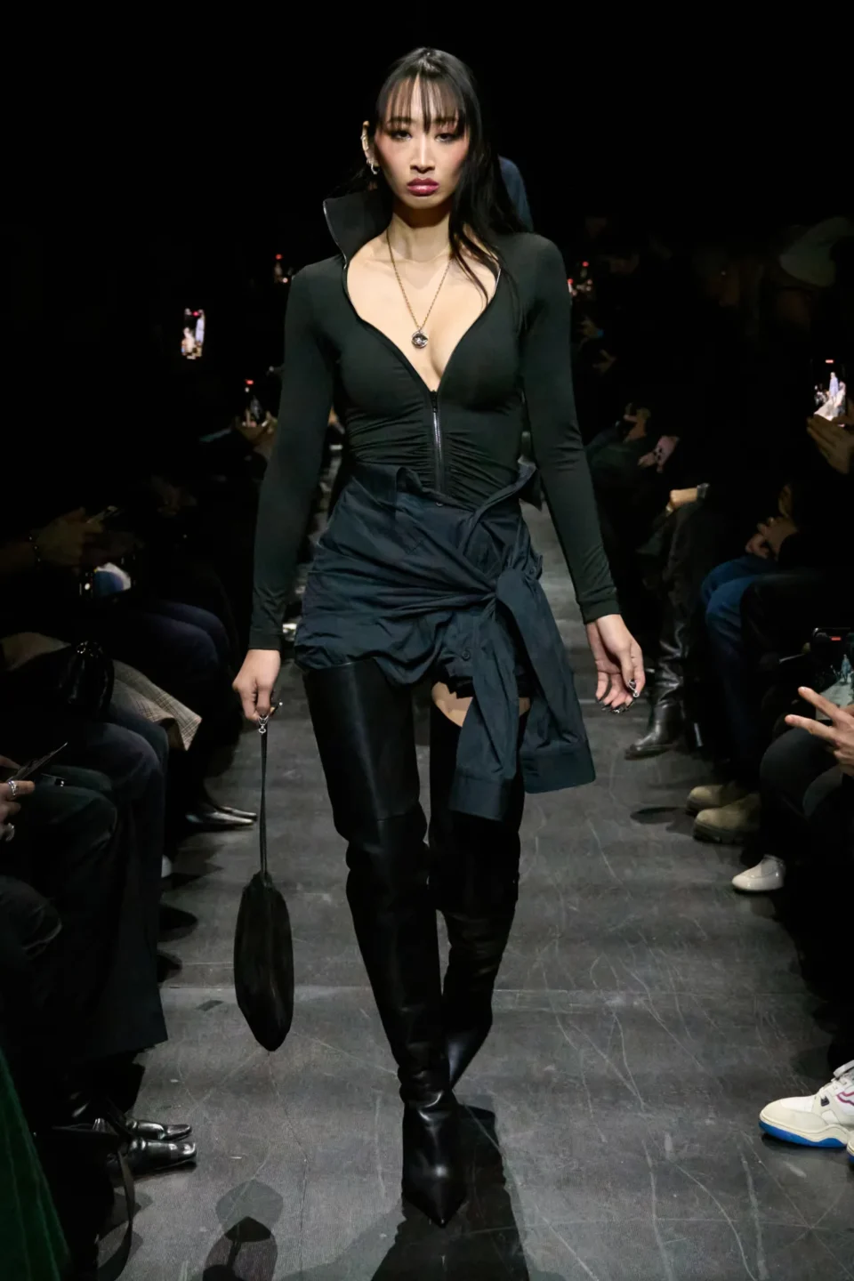 00051-balenciaga-fall-2025-ready-to-wear-credit-gorunway