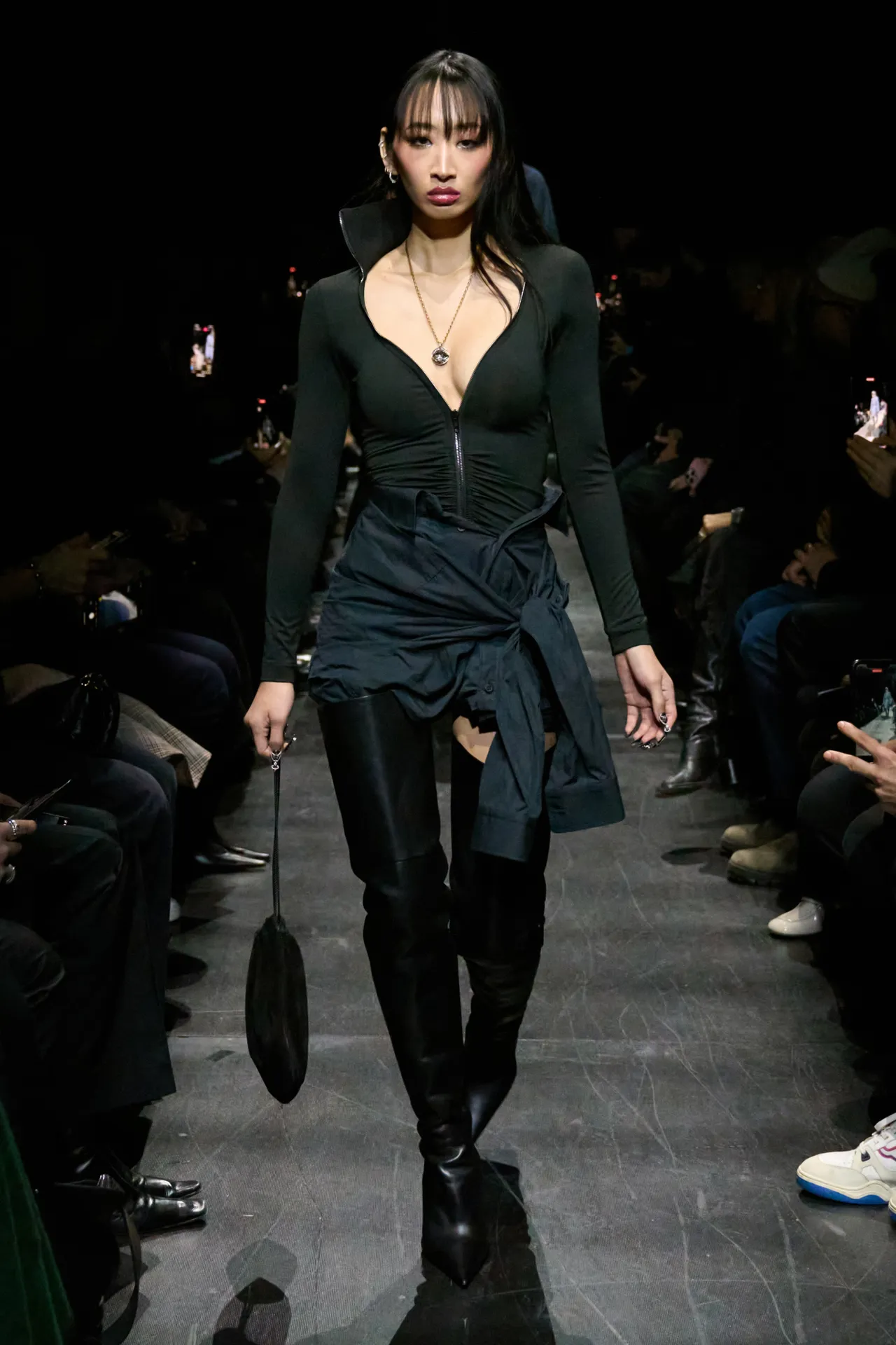 00051-balenciaga-fall-2025-ready-to-wear-credit-gorunway