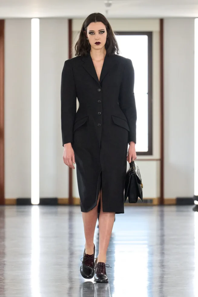 00052-bally-fall-2025-ready-to-wear-credit-gorunway