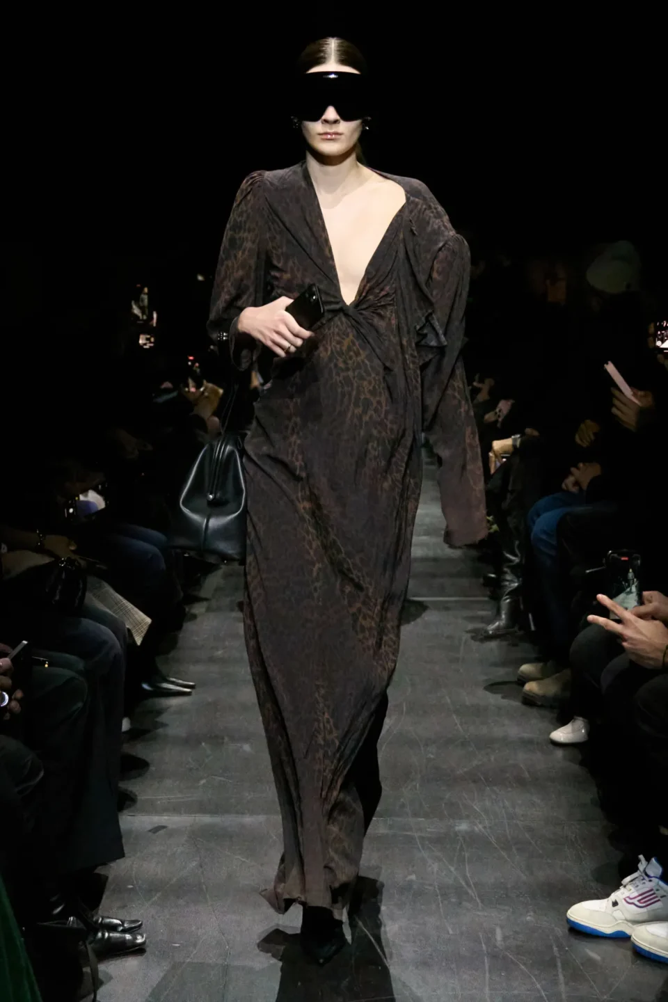 00055-balenciaga-fall-2025-ready-to-wear-credit-gorunway