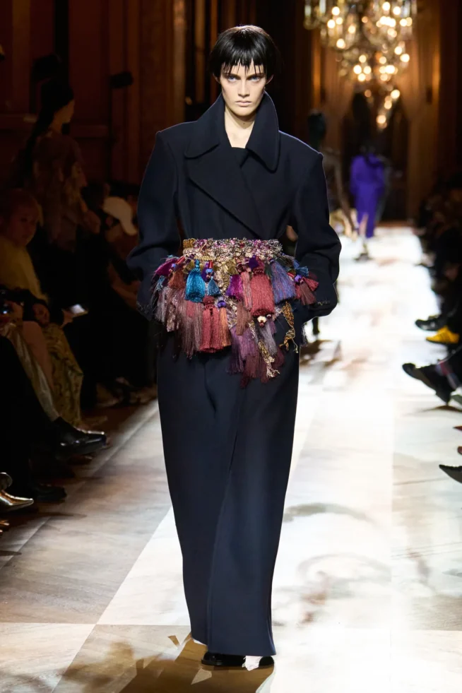 00056-dries-van-noten-fall-2025-ready-to-wear-credit-gorunway