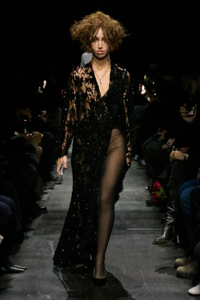 00061-balenciaga-fall-2025-ready-to-wear-credit-gorunway