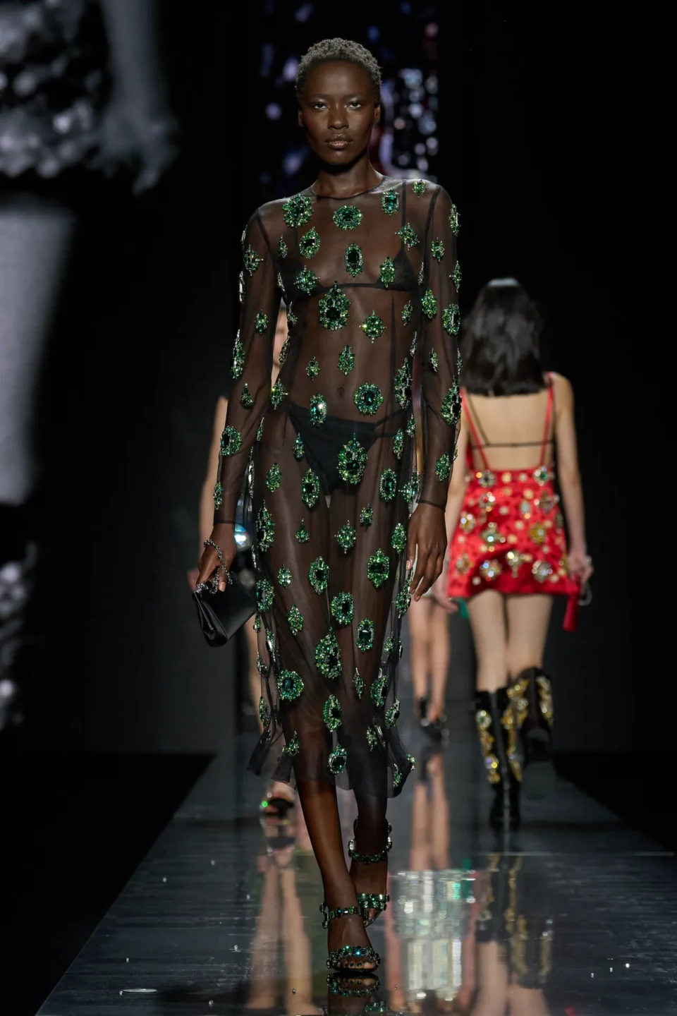 00062-dolce-and-gabbana-fall-2025-ready-to-wear-credit-gorunway