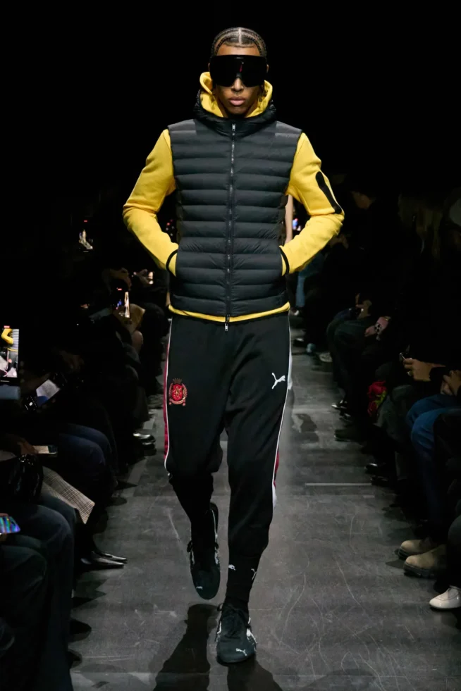 00068-balenciaga-fall-2025-ready-to-wear-credit-gorunway