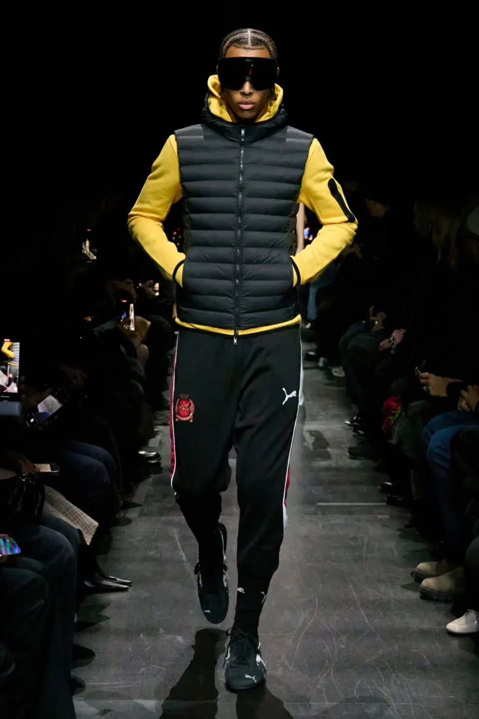 00068-balenciaga-fall-2025-ready-to-wear-credit-gorunway