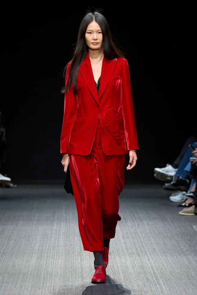 00069-emporio-armani-fall-2025-ready-to-wear-credit-gorunway