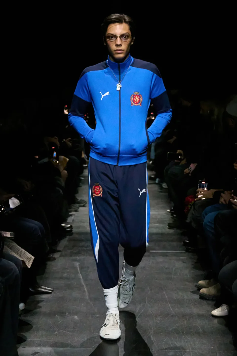 00070-balenciaga-fall-2025-ready-to-wear-credit-gorunway