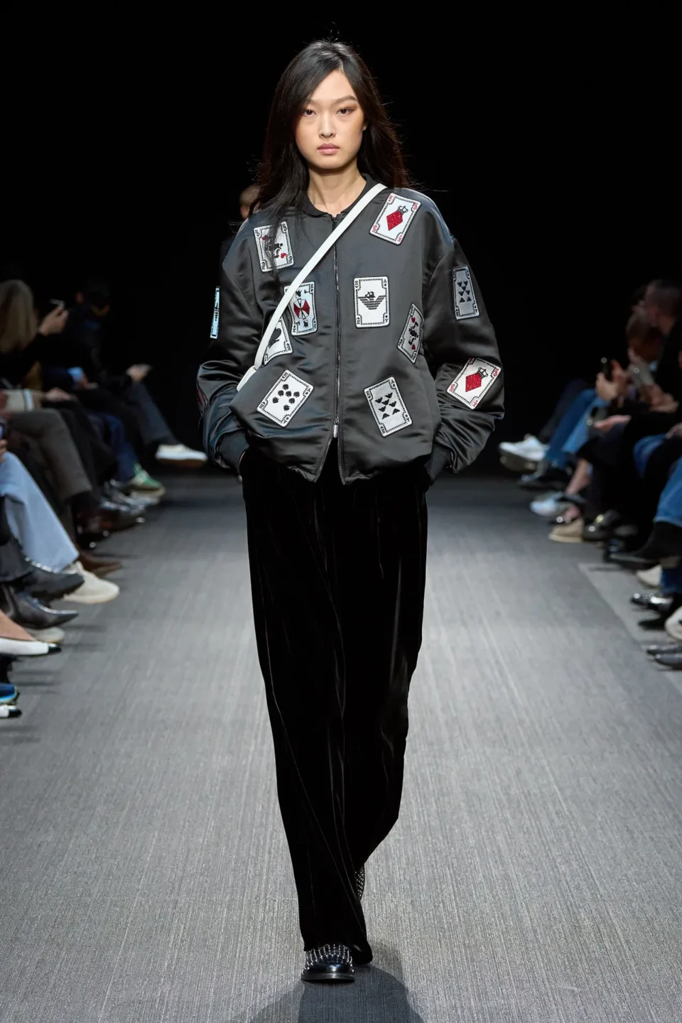 00071-emporio-armani-fall-2025-ready-to-wear-credit-gorunway