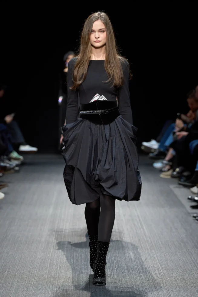 00074-emporio-armani-fall-2025-ready-to-wear-credit-gorunway