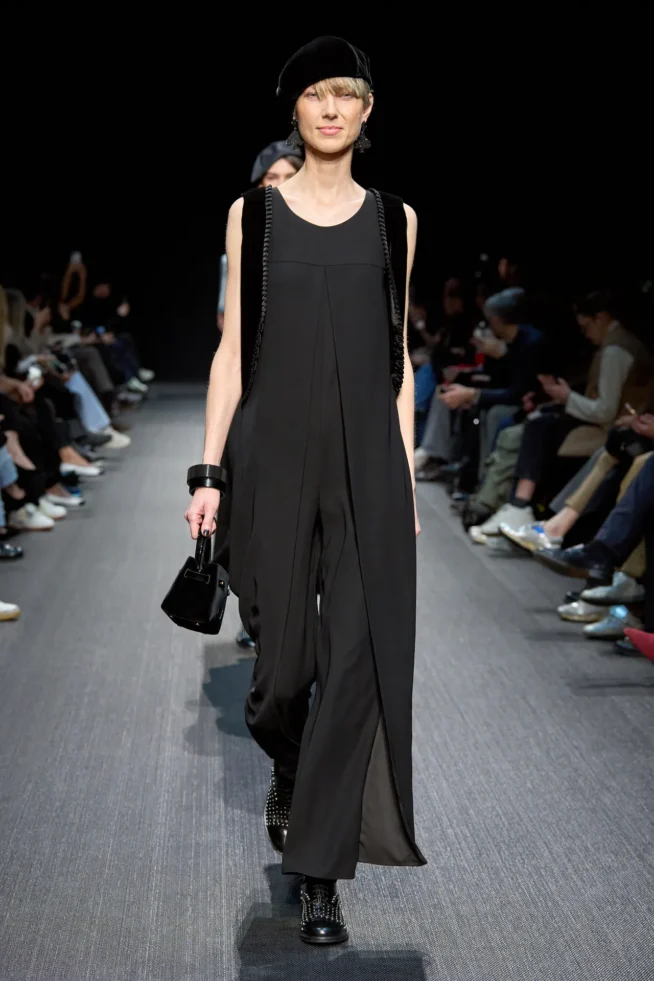 00076-emporio-armani-fall-2025-ready-to-wear-credit-gorunway