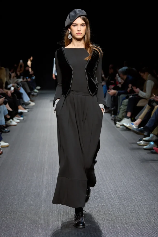 00077-emporio-armani-fall-2025-ready-to-wear-credit-gorunway