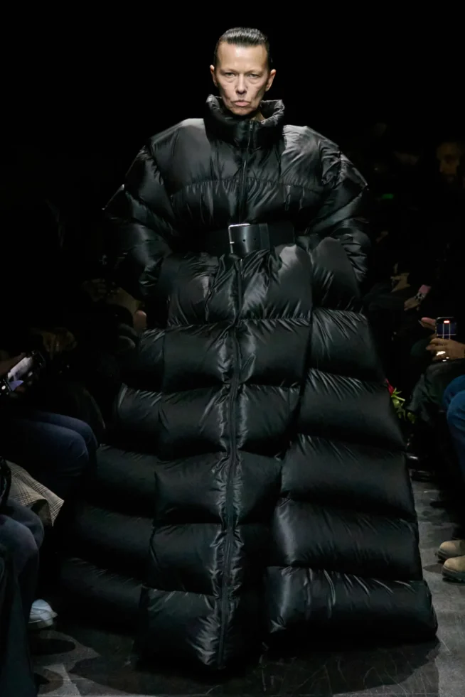 00080-balenciaga-fall-2025-ready-to-wear-credit-gorunway