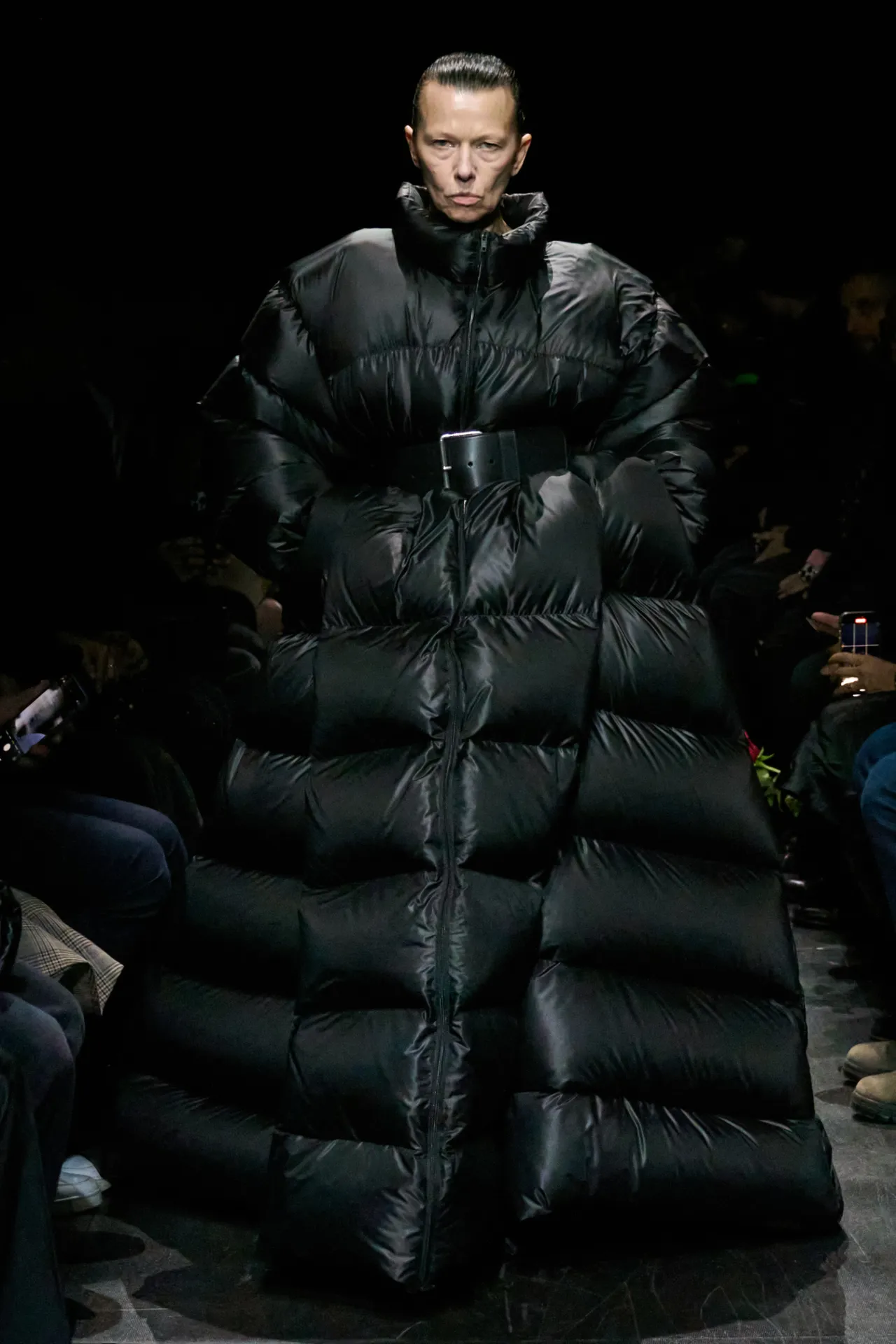 00080-balenciaga-fall-2025-ready-to-wear-credit-gorunway