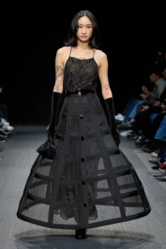 00095-emporio-armani-fall-2025-ready-to-wear-credit-gorunway