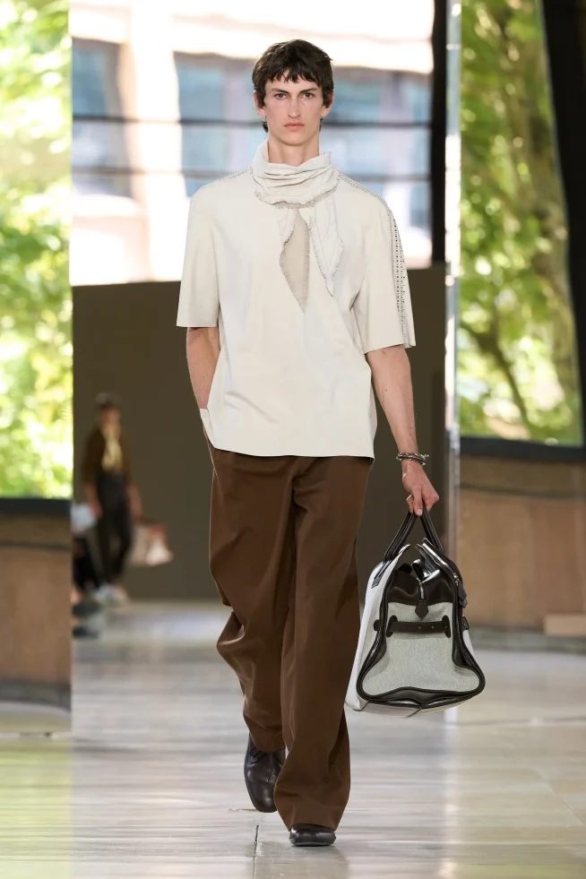 00001-hermes-spring-2026-menswear-credit-gorunway