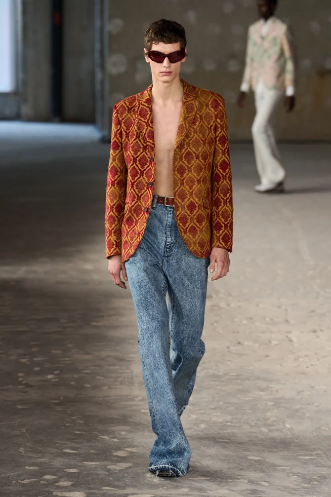 00001-junya-watanabe-spring-2026-menswear-credit-gorunway