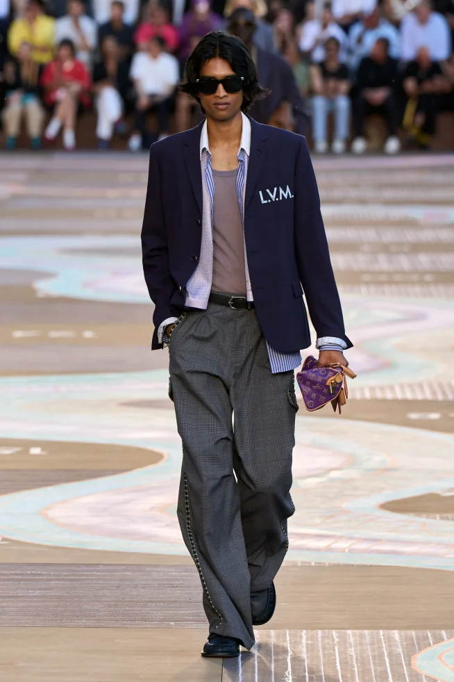 00002-louis-vuitton-spring-2026-menswear-credit-gorunway
