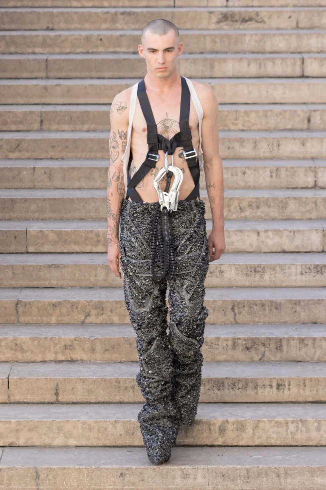 00003-rick-owens-spring-2026-menswear-credit-owenscorp