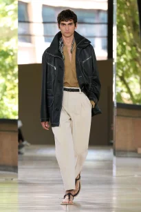 00004-hermes-spring-2026-menswear-credit-gorunway