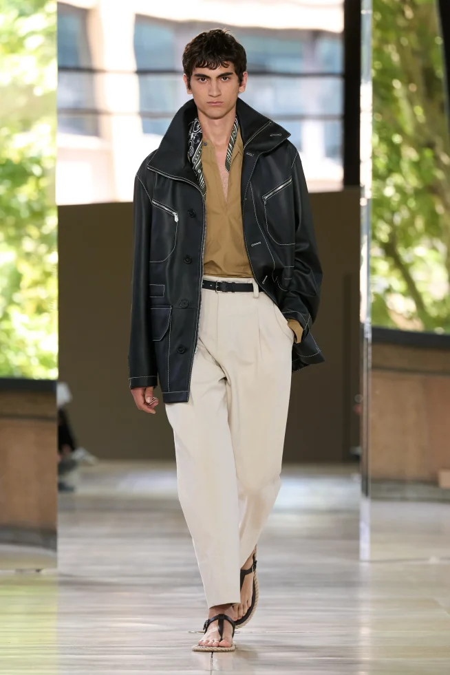 00004-hermes-spring-2026-menswear-credit-gorunway