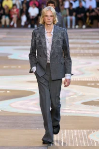00004-louis-vuitton-spring-2026-menswear-credit-gorunway