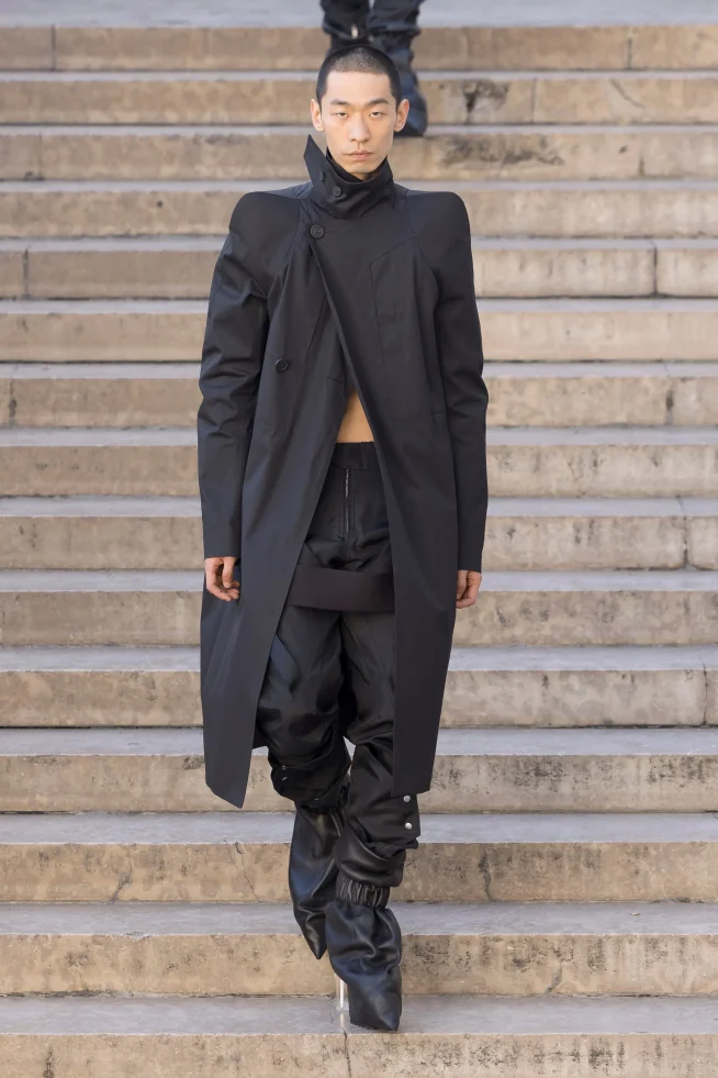 00005-rick-owens-spring-2026-menswear-credit-owenscorp