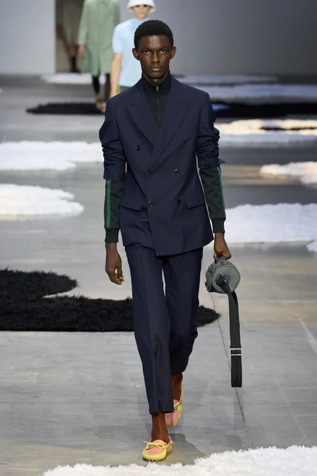 00007-prada-spring-2026-menswear-credit-gorunway