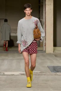 00008-dries-van-noten-spring-2026-menswear-credit-gorunway