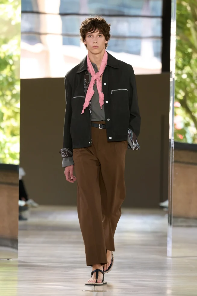 00010-hermes-spring-2026-menswear-credit-gorunway