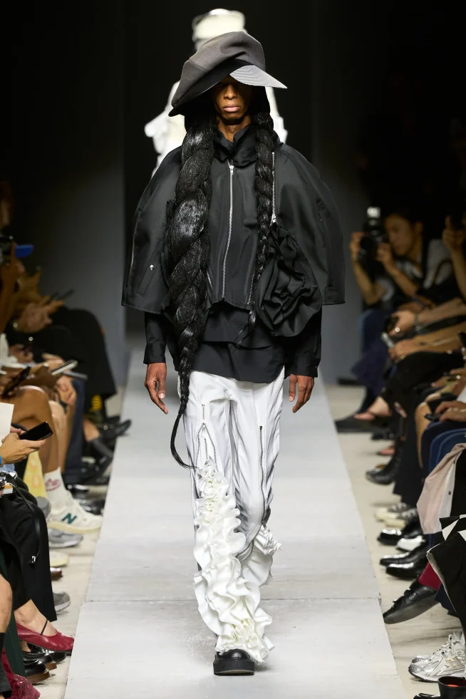 00011-comme-des-garcons-homme-plus-spring-2026-menswear-credit-gorunway