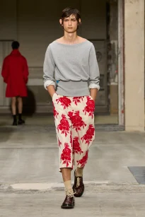 00011-dries-van-noten-spring-2026-menswear-credit-gorunway