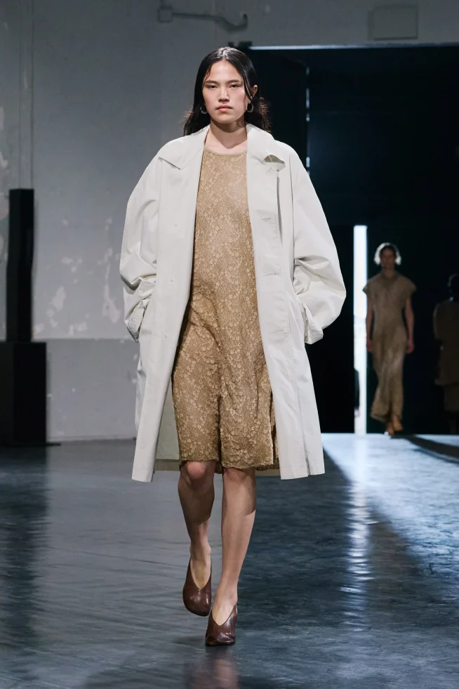 00011-lemaire-spring-2026-menswear-credit-gregoire-avenel