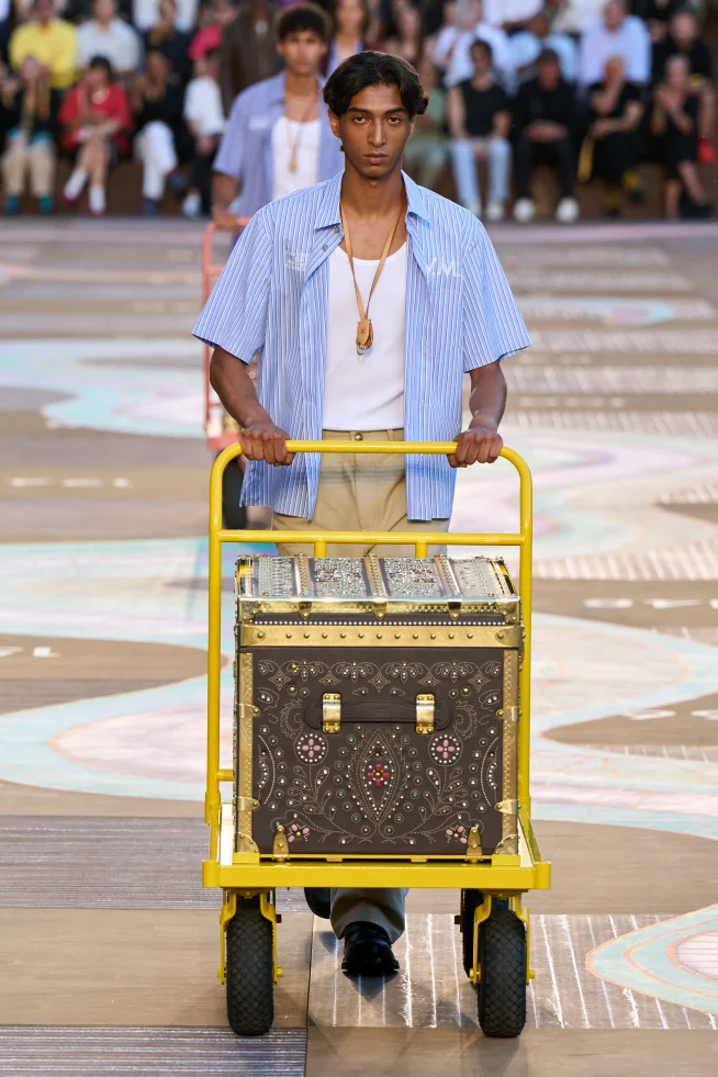 00014-louis-vuitton-spring-2026-menswear-credit-gorunway